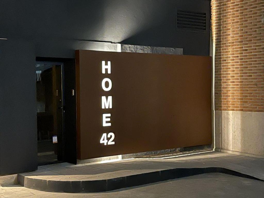 Home42 Madrid Buitenkant foto